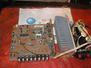 La placa principal Kenwood modelo KR-A57R X09-2 390-10 está defectuosa compra como está - Imagen 1 de 3