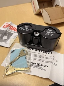 The Enforcer Air Cuff Lock #3000 For Truck Air Valves w/ 2 keys - Picture 1 of 7