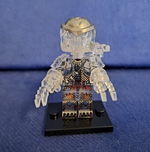 Alien VS Predator - Invisible Predator Minifigure - Not Lego - Picture 1 of 10