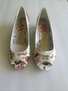 Anne Klein Akcamyrnne Slip On Women’s Shoes- Size 5.5M - Picture 1 of 5