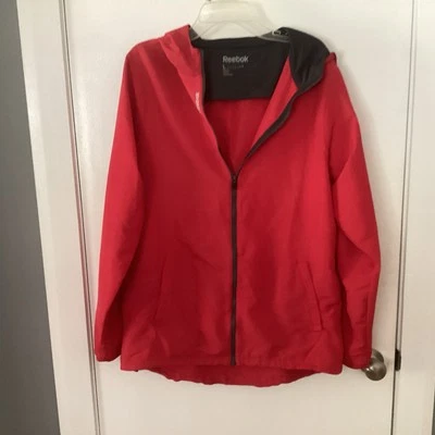 Chaqueta con Capucha Reebok L Roja Ligera Usada  Foto 1 de 3
