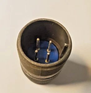 AMPHENOL MIL Spec Circular Connector MS3101A18-04P 4 pin - Picture 1 of 7