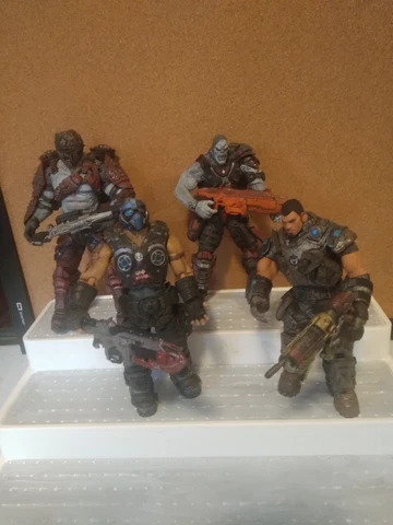 NECA Gears Of Wars Figures Set Of 4 Cover
