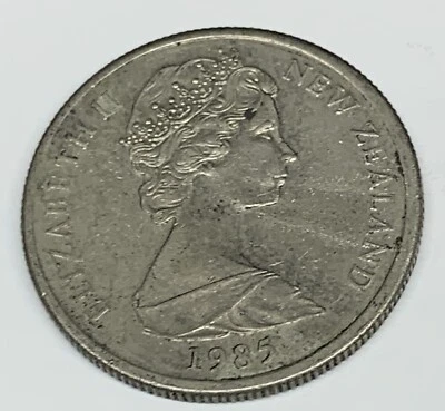# C587  NEW ZEALAND   COIN,    FIVE CENTS   1985 - Image 1 of 2