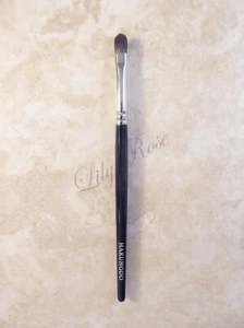 HAKUHODO 246 Eyeshadow Brush, Pahmi and Horse Hair Blend, Made in Japan, New - Picture 1 of 4