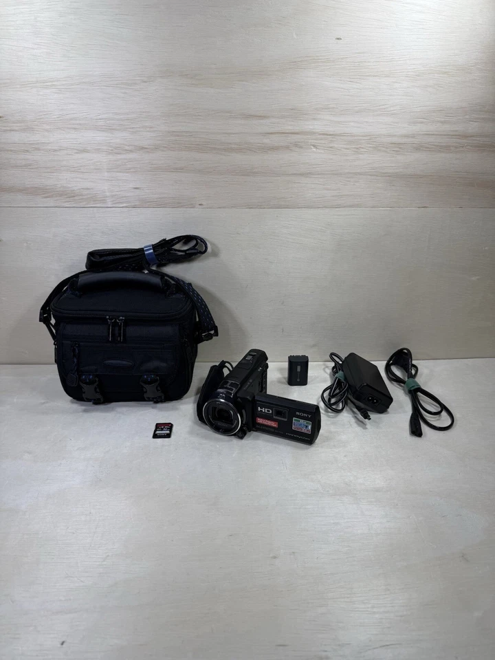 SONY Handycam Camcorder HDR-PJ810E Built-in projector Internal 32GB W Bag SD LOT - Image 1 of 4