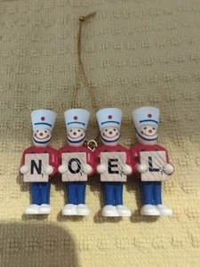 Hasbro 2004 Scrabble Toy Soldiers Noel Ornament - Picture 1 of 2