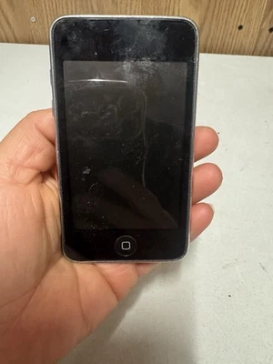Apple iPod Touch 2nd Gen A1288 16GB Black – For Parts/Not Working - Image 1 of 4