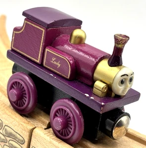 De colección Lady the Magical Golden Engine Thomas Wooden Railway 2001 Gullane GUC_ - Imagen 1 de 7
