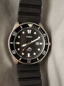 Casio 2784 MDV-106 Marlin Date Taucheruhr Herren 44mm schwarzes Ziffernblatt NEUE BATTERIE - Bild 1 von 8