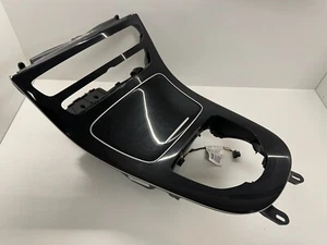 MERCEDES E KLASSE W213 W238 MITTELKONSOLENVERKLEIDUNG UND AUFBEWAHRUNGSBOX A2136806500 1157 - Bild 1 von 20