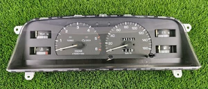 Toyota Hilux Surf 1989-1995 Instrument Cluster speedometer Diesel Oem jdm used - Picture 1 of 15