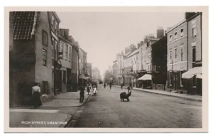 Tiendas High Street Grantham Lincolnshire Reino Unido Botas Serie Pelham Postal RP RPPC - Imagen 1 de 2