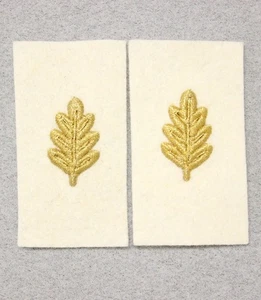 USN Navy Sleeve Insignia 1135: Nurse Corps - pair on white felt  - Picture 1 of 1