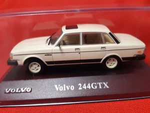 Volvo 244 GTX # Atlas Collection 1:43 # 240 242 - Bild 1 von 4