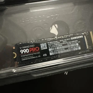 Samsung 990 PRO M.2 4 TB PCI Express 4.0 V-NAND MLC NVMe - Picture 1 of 2