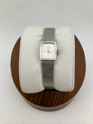 Винтажные женские часы Hamilton 15 мм серебристые швейцарские Windup 10 карат с золотым наполнителем - ХОДЯТ - Изображение 1 из 4