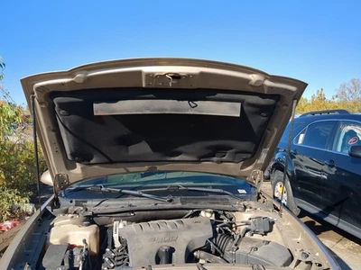 Оригинальный капот Buick Lesabre 2000–2005 годов выпуска W9T90 - Изображение 1 из 2
