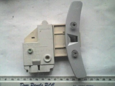 ZANUSSI ZWF1421 Silver Washing Machine, BREAKING for DOOR LOCK & SWITCH - W - Image 1 of 3