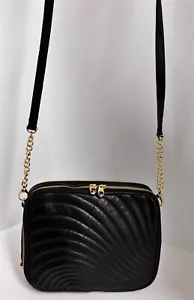 New Henri Bendel No 7 East West Black Quilted Leather Crossbody I-Pad Bag RARE - Picture 1 of 9