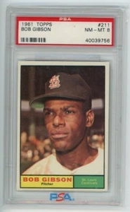 1961 Topps #211 Bob Gibson St. Louis Cardinals Salón de la fama PSA 8 casi nuevo-como nuevo - Imagen 1 de 2