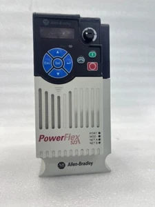 Allen Bradley Powerflex 523 25A-A011N114 (usado) totalmente probado. - Imagen 1 de 9