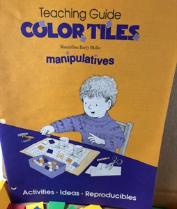 Macmillan Early Skills Manipulatives Color Tiles Set - Picture 1 of 3