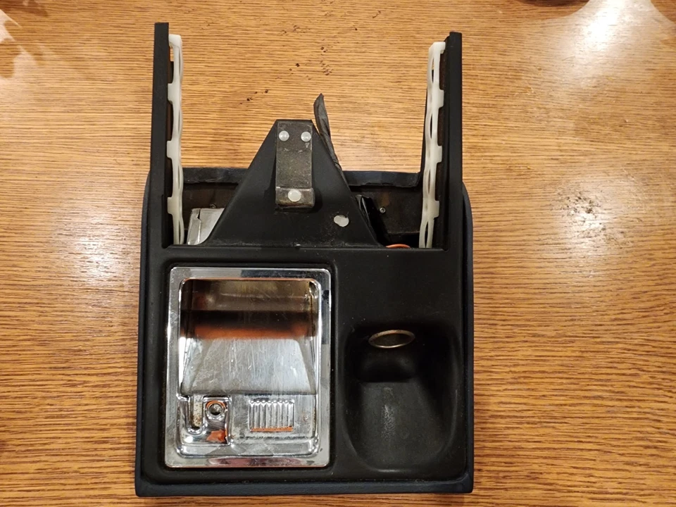 1980-1985 OLDSMOBILE Olds Delta 88 98 CUSTOM CRUISER Ash Tray Dark Blue OEM - Image 1 of 4