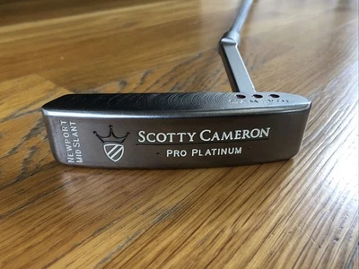 Putter Titleist Scotty Cameron Pro Platinum Newport inclinación media 35" con cubierta Foto 1 de 4