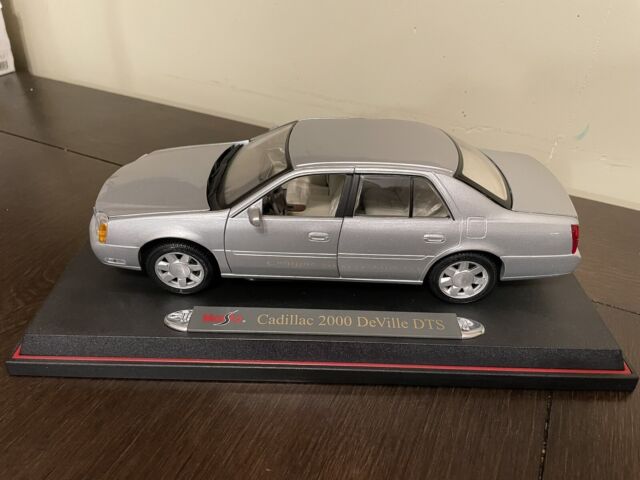 Cadillac 1:18 Scale Diecast & Toy Cars for sale | eBay