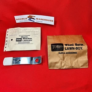 Nuevo de lote antiguo Equipo de fabricante de equipos originales Toro Wheel Horse Lawn-Boy 681903 Perno y Resorte UNO (1) POR PEDIDO - Imagen 1 de 3