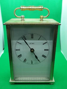 Reloj carruaje vintage de latón metamec, cara blanca, números romanos hecho en Inglaterra. - Imagen 1 de 10