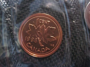 1998 "W" Canadian Prooflike Penny ($0.01) **RARE** - Picture 1 of 2