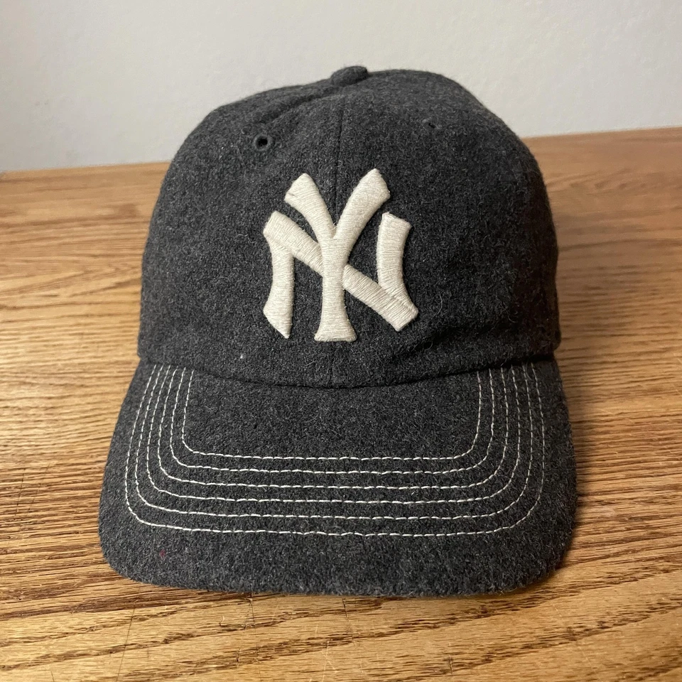 New York Yankees Hat Cap Fitted Mens Medium Gray MLB Baseball Cooperstown Wool - Image 1 of 4