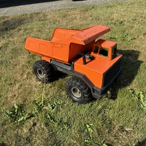 Tonka Mighty Diesel Dump Truck Vintage Orange B.J.'s Target Exclusive XMB-975 - Picture 1 of 22