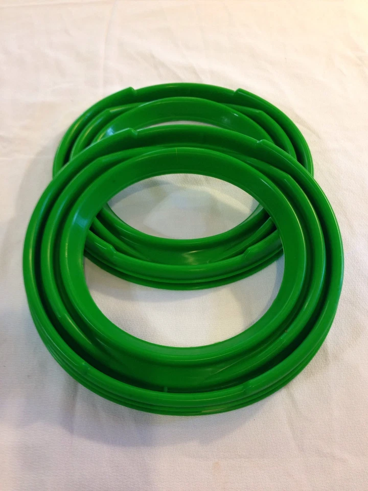 Par de botas Rockwell verdes de 2,5 toneladas con eje sellos antipolvo M35 camión militar Deuce Foto 1 de 1