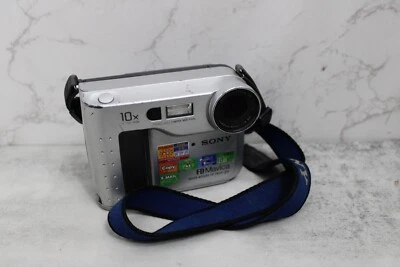 Sony Mavica MVC-FD75 0.4MP Digital Camera - Silver and Black NOT TESTED - Image 1 of 4