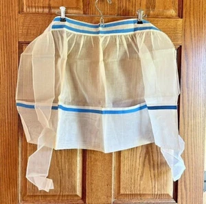 Delantal Voile Blanco con Rayas Azules Corbata Cintura Vintage Retro Estilo Anfitriona NUEVO - Imagen 1 de 4