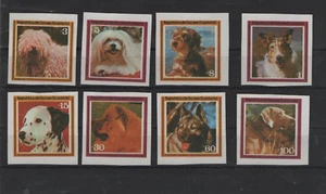 Hunde Satz   sehr schöne Marken   geschnitten Guinea (12) - Picture 1 of 1