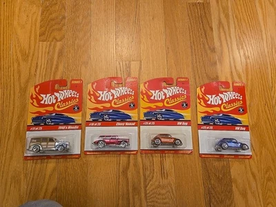 Hot Wheels Classics Serie 1, Chevy Nomad, VW Bug, 1940 Woody Lote de 4 Foto 1 de 4