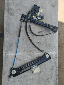 MINI COOPER F56 2015 3 DR PASSENGER SIDE FRONT WINDOW REGULATOR 7296441 - Picture 1 of 3