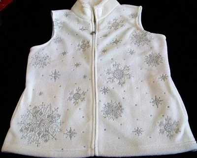 Croft & Barrow White Fleece Embroidered Zip Up Christmas Vest Snowflakes Small - Image 1 of 4