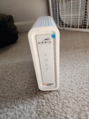 ARRIS Surfboard SB6190 Docsis 3.0   White [read first ] - Image 1 of 4