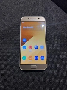 SAMSUNG Galaxy A5 2017 SM-A520F 32GB Gold Unlocked - Picture 1 of 7