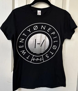 RARE Twenty One Pilots Ladies T Shirt Sz M FPE Tour Music Band Round logo - Picture 1 of 3