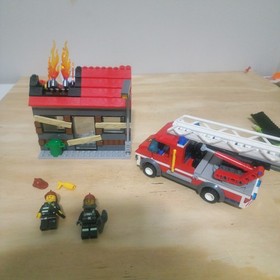 LEGO CITY: Fire Emergency (60003)