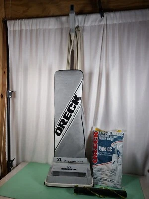 ORECK XL2600HH HYPO-ALLERGENIC XL XTENDED LIFE UPRIGHT VACUUM CLEANER + 15 Bags - Image 1 of 4