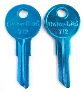 2-pcs Y12 BLUE Anodized Aluminum Cole National Key Color-Lite Key NOS Blanks - Picture 1 of 2