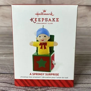 Hallmark Keepsake - 2014 A SPRINGY SURPRISE Jack in the Box Ornament - Bild 1 von 5