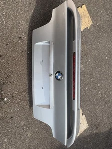 E36 Boot And Spoiler Good Condition Just A Few Light Scratches And A Little Dink - Picture 1 of 2